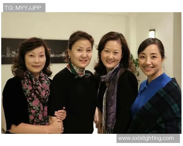 知名足球明星的妻子们都有哪些她们的故事与魅力揭秘