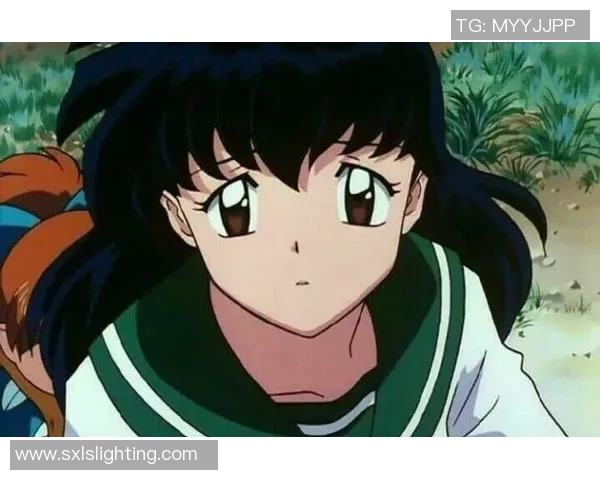 足球明星女友拼图头像背后的故事与情感揭秘